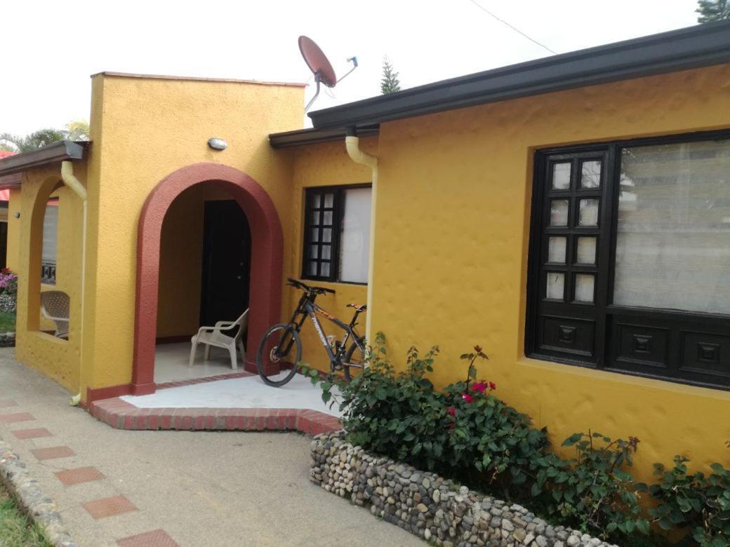 Finca Villa Alegria Chinauta Kültér fotó